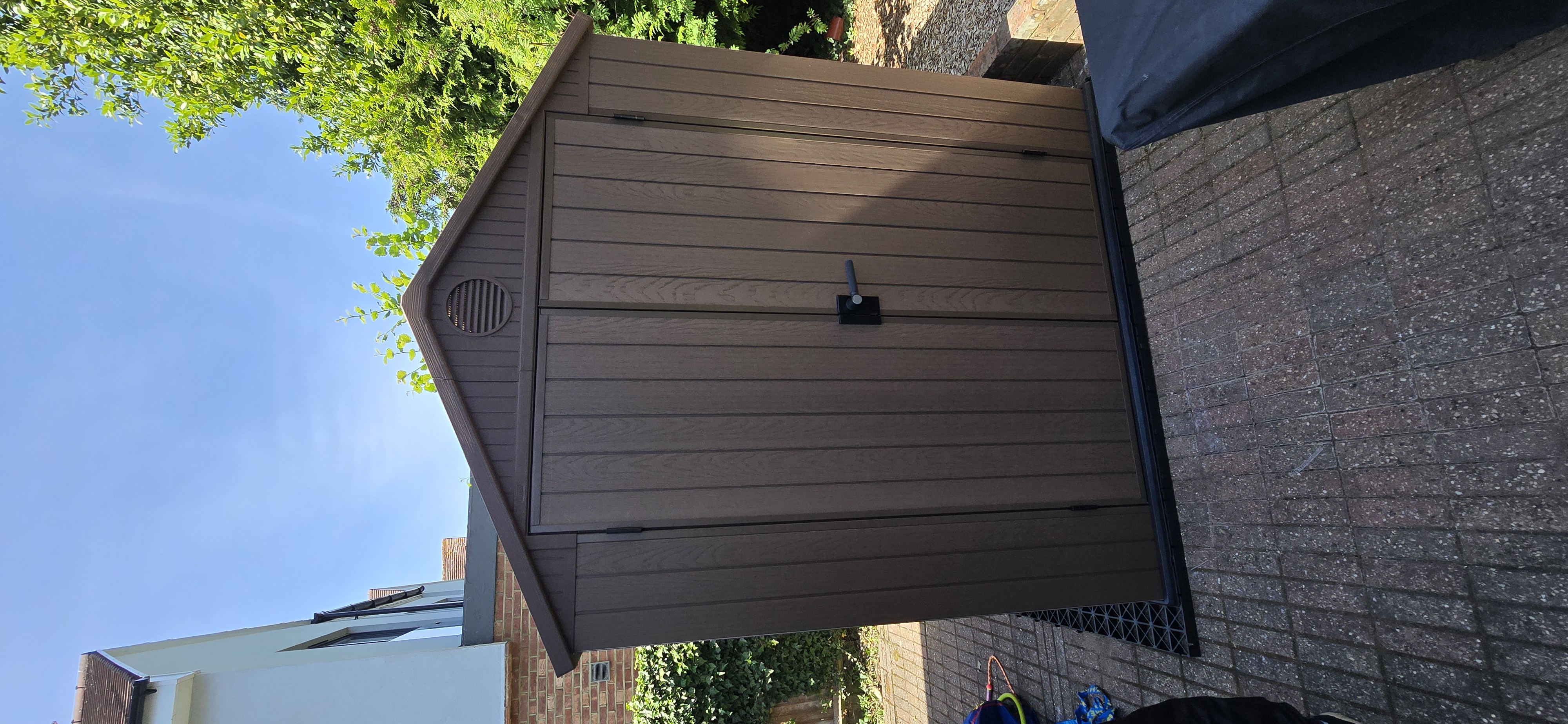 Garden shed squared up and solid